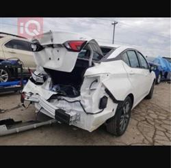 نيسان فيرسا